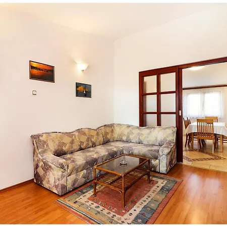 Bruno Apartment
