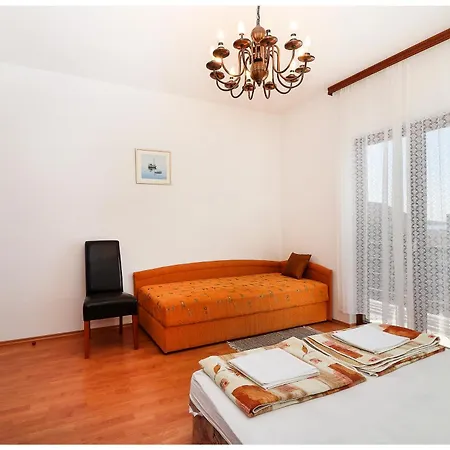 Apartment Bruno Primosten